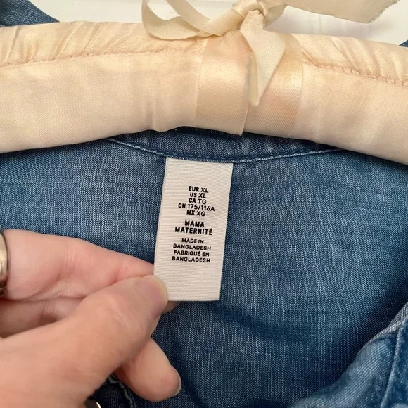 H&M NWOT Light Wash Denim Maternity Shirt Tunic - Picture 3 of 6